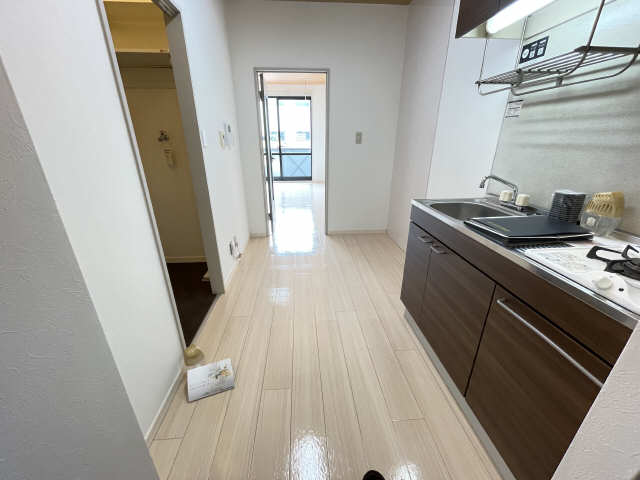 キッチン周辺