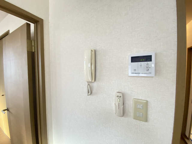 インターホン