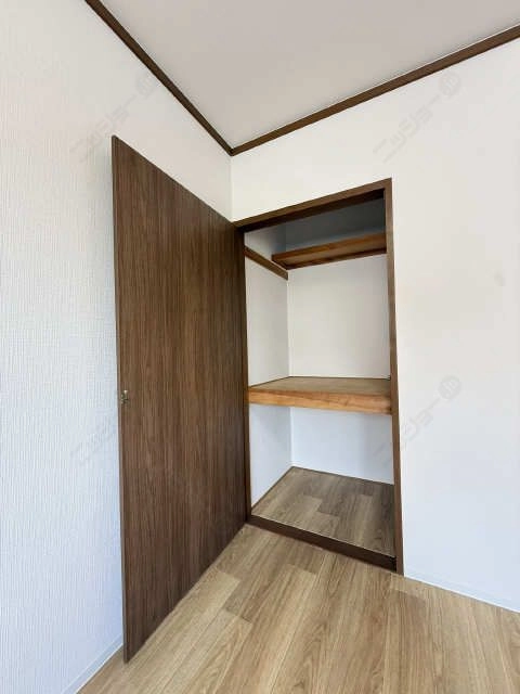 北洋室収納