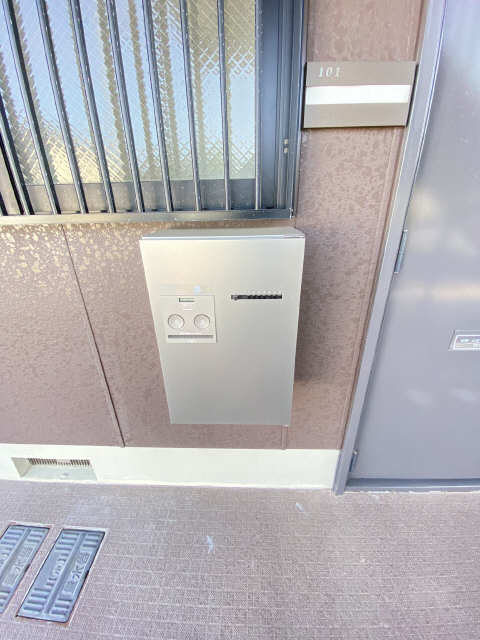 宅配ボックス