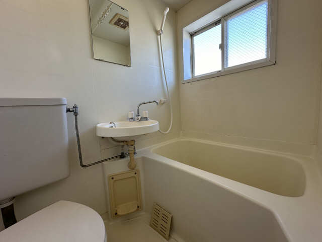 シングル旭コーポ 2階 浴室