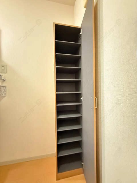 シューズボックス