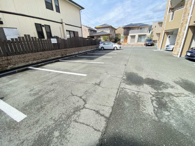 Ｂａｒｉ　Ｈｉｌｌｓ 4階 駐車場