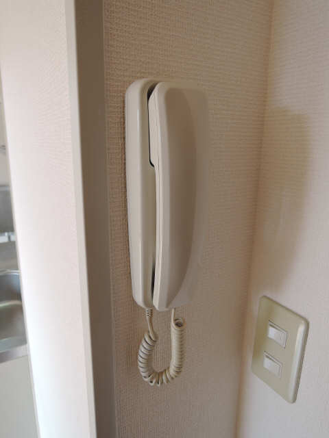インターホン
