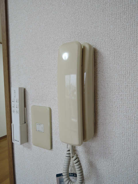 インターホン