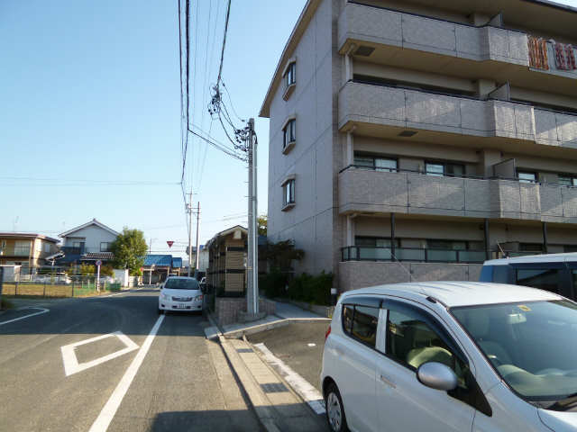 桜ハイツ平川 4階 建物周辺