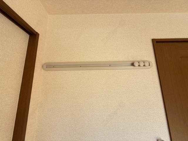 ハンガーバー
