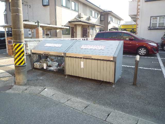 ゴミステーション