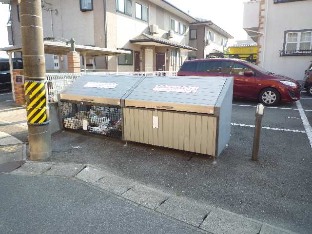 ＡｎｄａｌｕｃｉａＢ棟  ゴミステーション