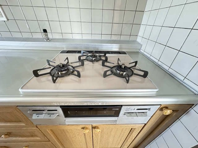 3クチコンロ