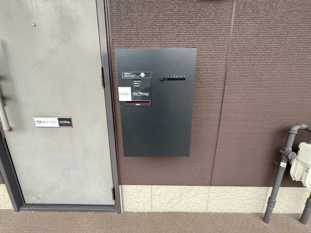 宅配ボックス