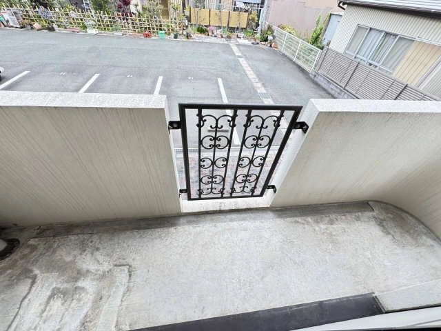 北側バルコニー