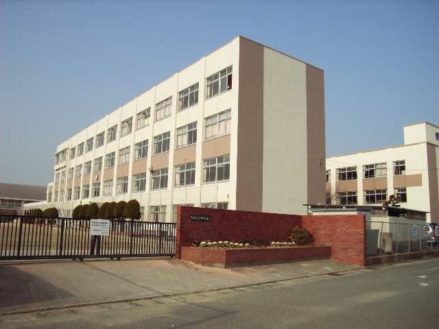 豊岡中学校