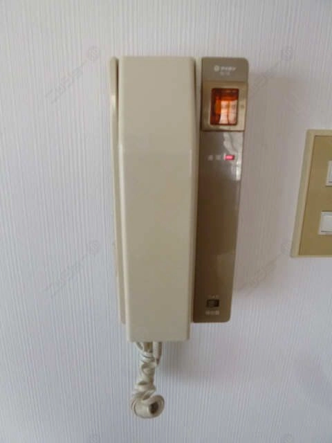 インターホン