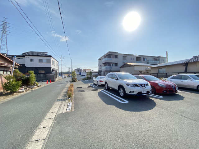 ラ・キャシェット北村 3階 駐車場