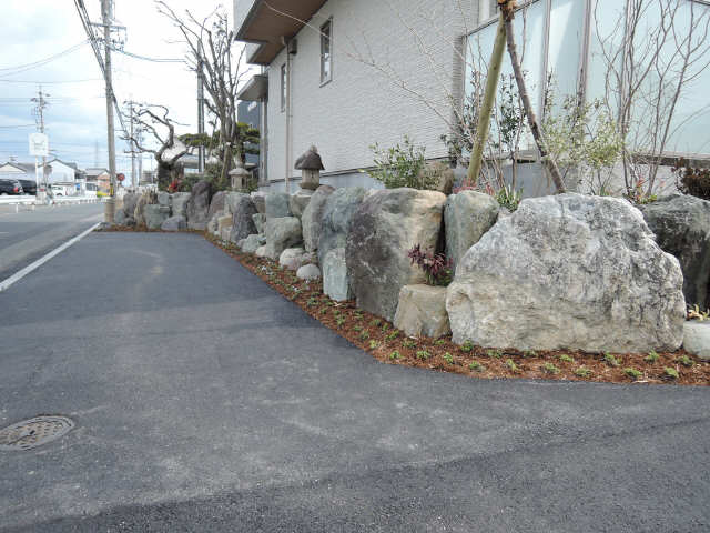 庭石