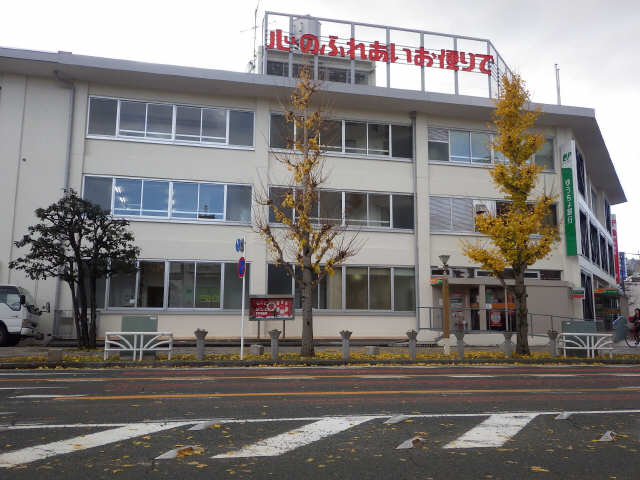 郵便局徒歩６分