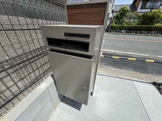 宅配ボックス