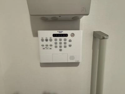 セキュ リティ