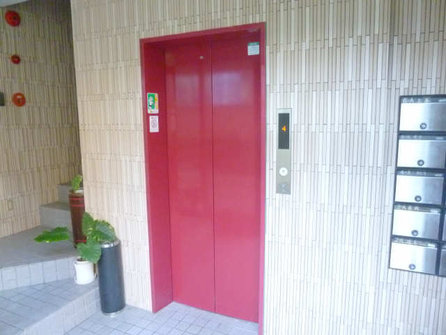 エクセル２１ 3階 エレベーター