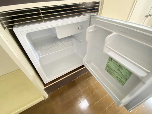 クリスタルＡ 4階 ミニ冷蔵庫