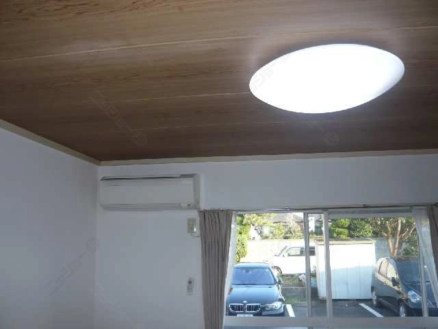 照明器具・エアコン
