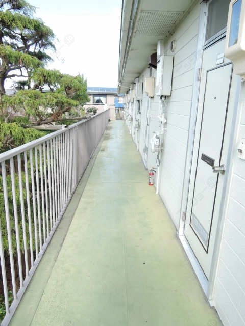 ２階共用廊下