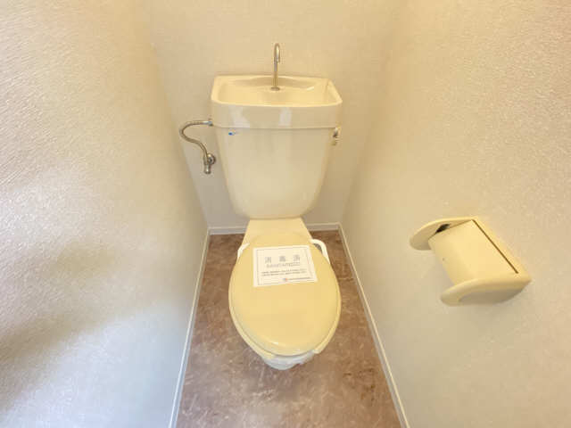 ジョイフル江島 1階 WC