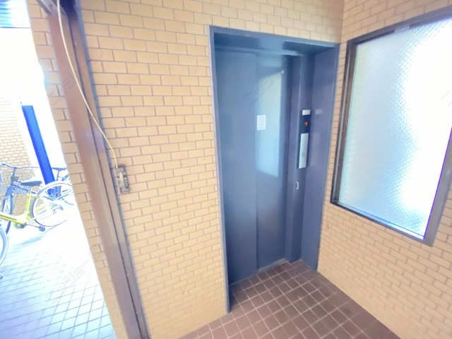 エレベーター