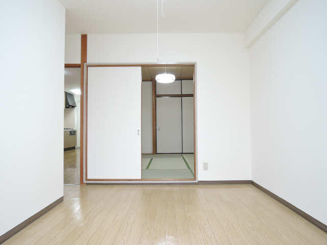洋室