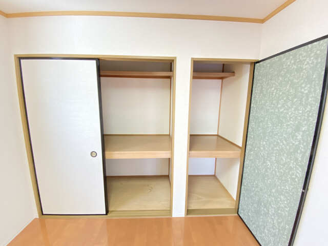 寝室収納