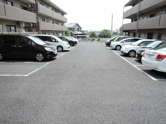 ディアコートSAKURADAIＡ 3階 駐車場