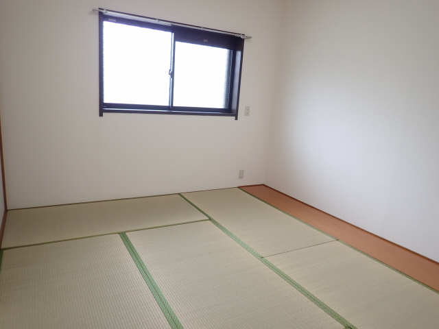 ディアコートSAKURADAIＢ 1階 和室