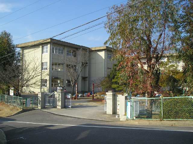 笹川西小学校