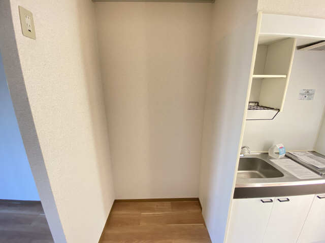 冷蔵庫置き場