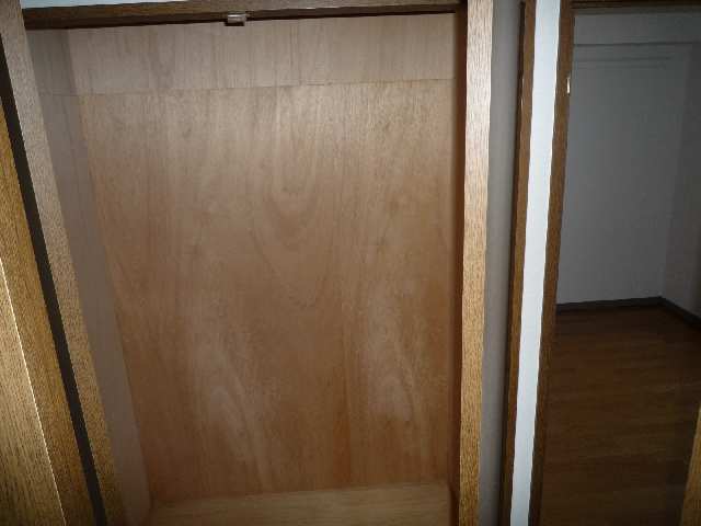 通路収納