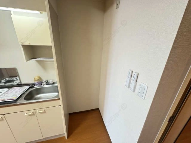 冷蔵庫置き場
