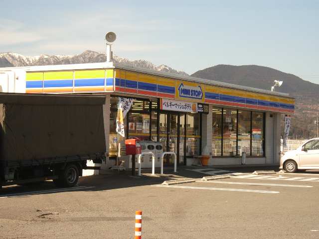 コンビニ徒歩３分