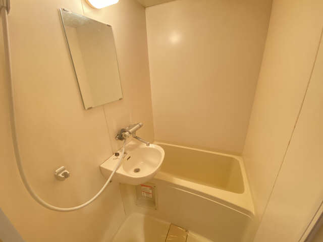 Ｈｅａｒｔｙ西日野Ｖ 3階 浴室