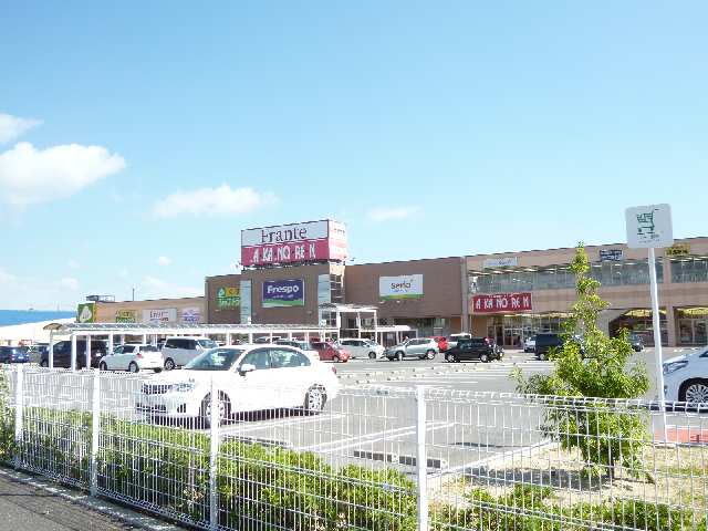 フレスポ四日市富田