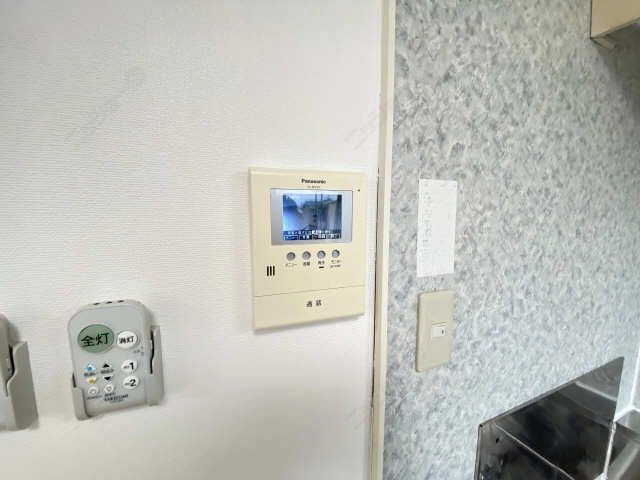 モニター付きインターホン