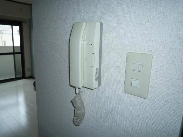 インターホン
