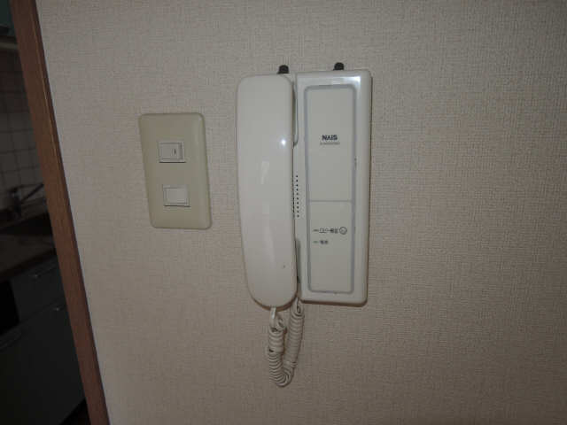 インターホン