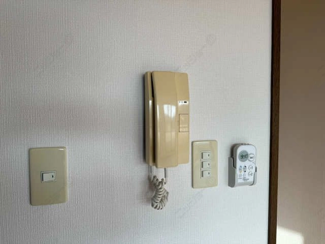 インターホン