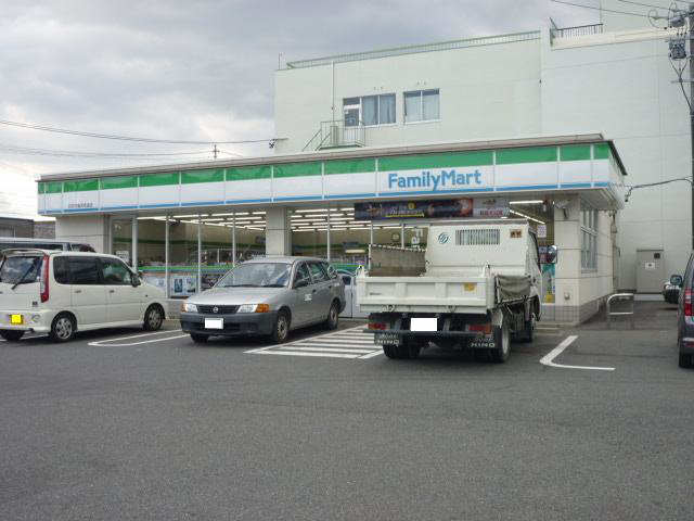ファミリーマート