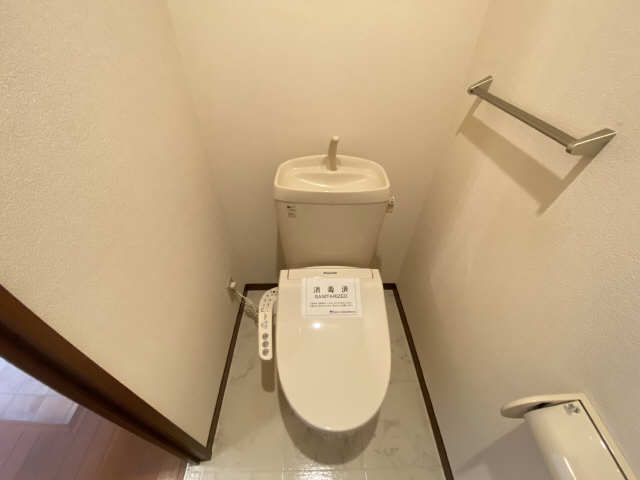 Ａｚｕｌ　Ｂ棟 2階 WC
