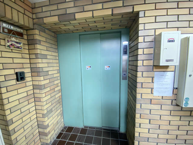エレベーター