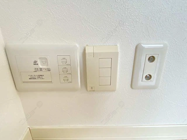 リビングコンセント