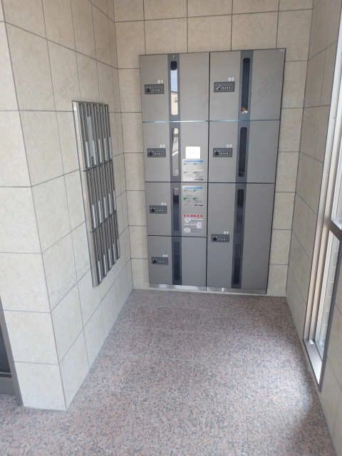 宅配BOX
