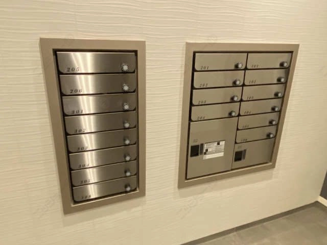 集合ポストと宅配BOX